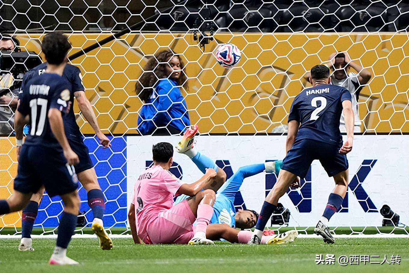 巴黎圣日耳曼内部会议纪要流出：转会期复出首秀，荷甲使命明确，数据趋势出现新变化的简单介绍米乐体育官网