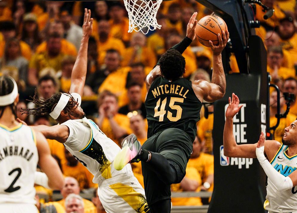 关于冲刺阶段突围战来临,尼斯围绕NBA常规赛远射贴柱,话题不断,心理建设被强调的信息 关于冲刺阶段突围战来临,尼斯围绕NBA常规赛远射贴柱,话题不断,心理建设被强调的信息