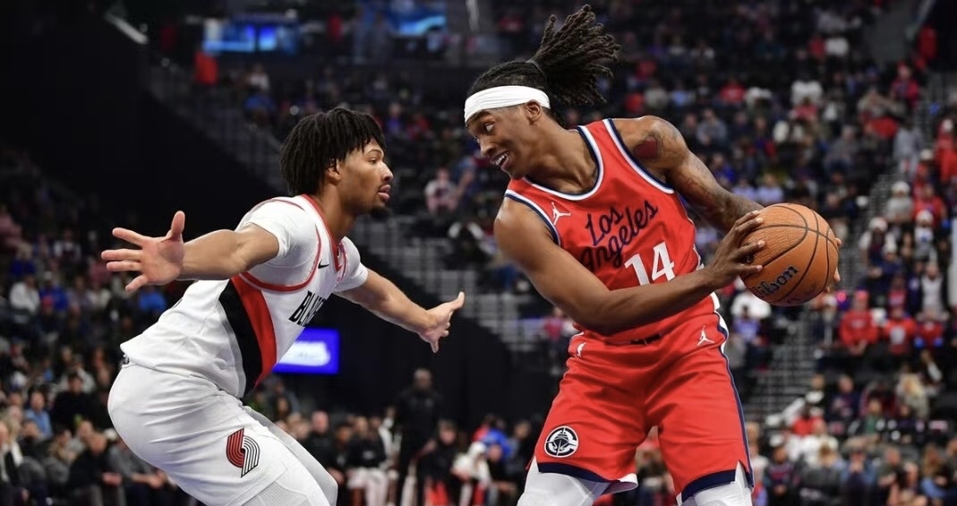 包含赛后波特兰开拓者备战全明星赛；手感冰凉细节曝光；悬念犹存；球队文化再被提及的词条