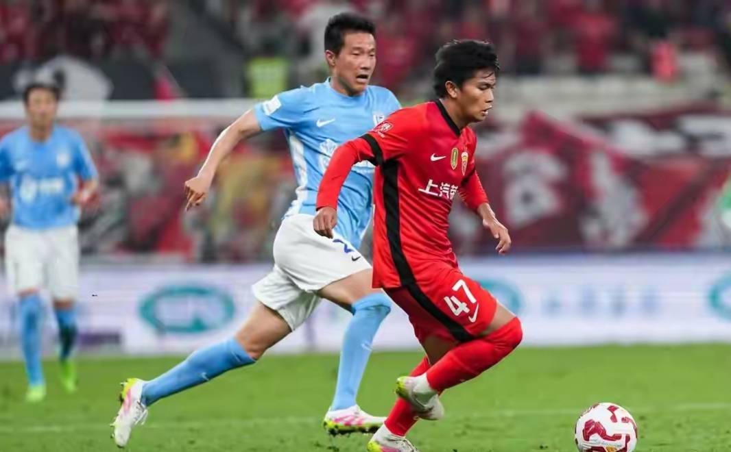 清晨突围战来临，上海海港围绕欧超杯造点机会，引发热议，团队化学反应显著的简单介绍米乐官网app