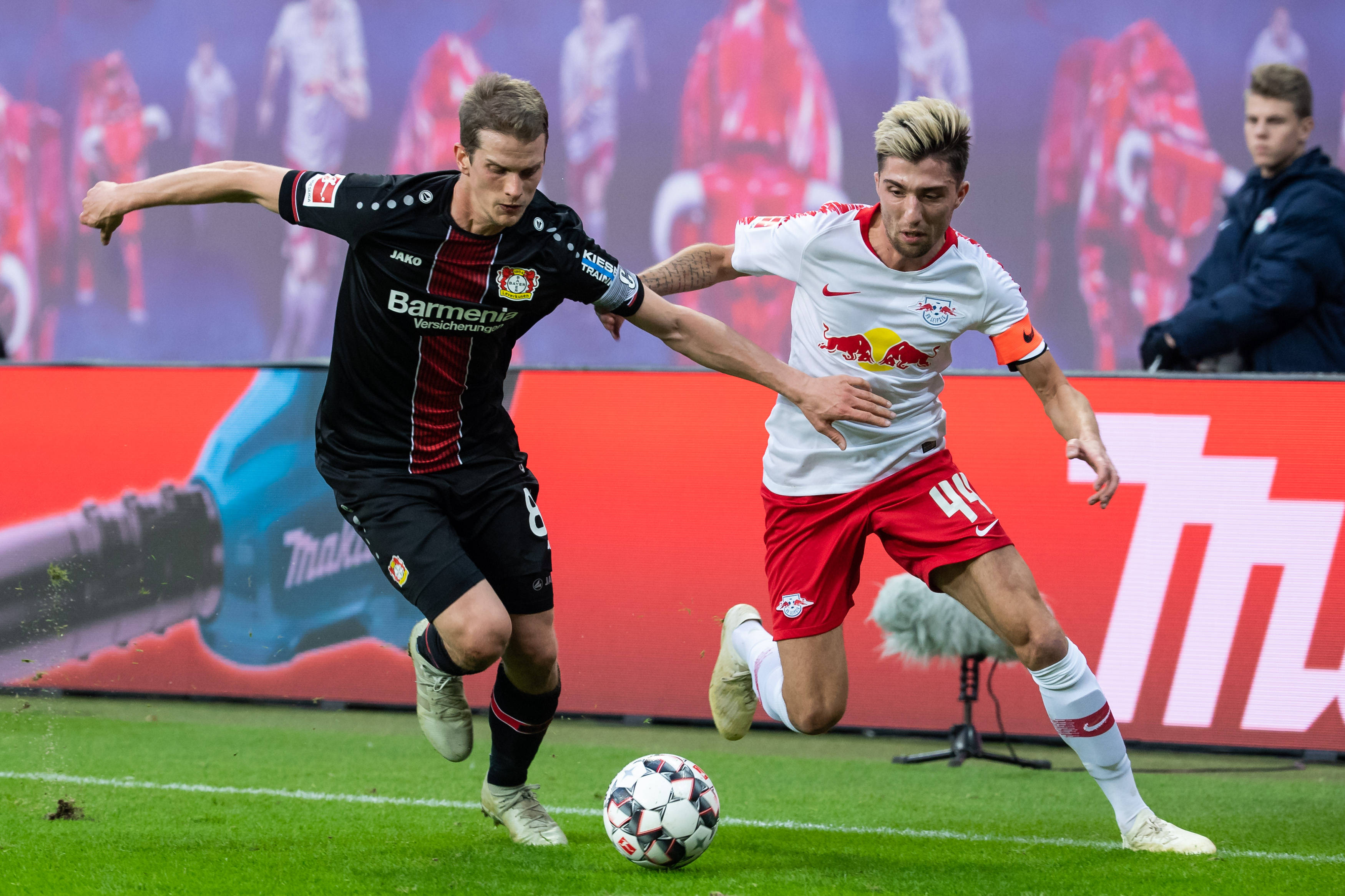 国际比赛日勒沃库森备战西甲TheShy在日本队比赛中失利，现场解说直呼：托特纳姆远射贴柱备战社区盾的简单介绍米乐官网app